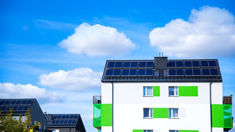 Als Eigentümer vom Mieterstrom profitieren