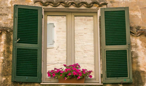 Preisverfall bei unsanierten Immobilien - jetzt ein altes Haus kaufen?